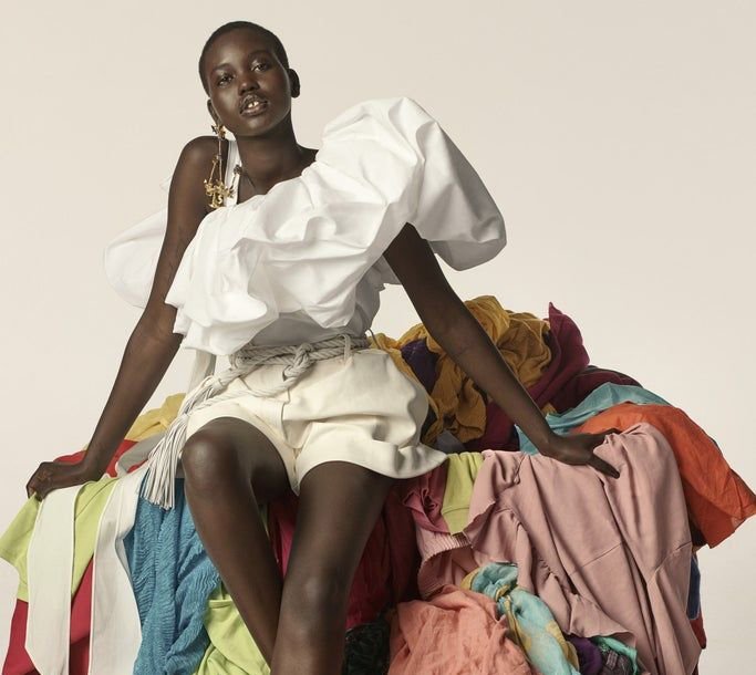 Come la Sostenibilità Sta Rivoluzionando il Futuro della Moda